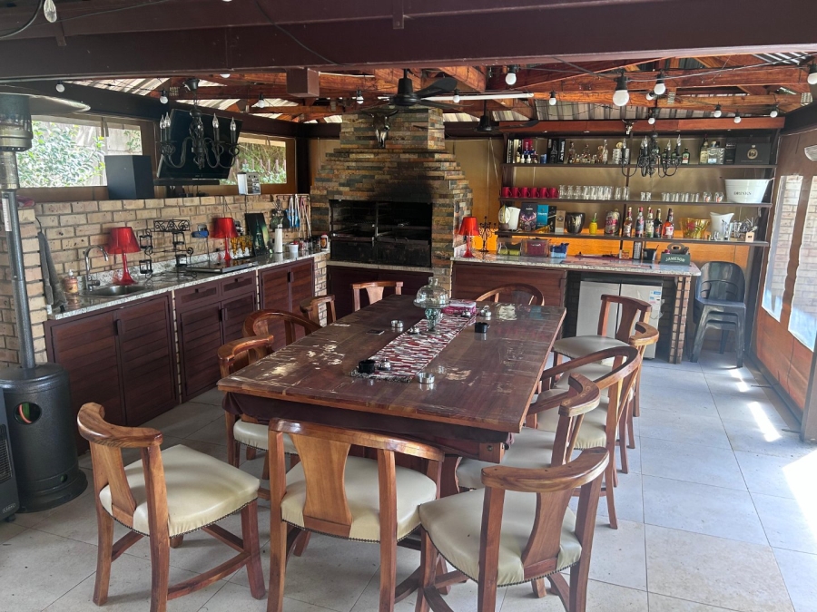 7 Bedroom Property for Sale in Langenhovenpark Free State